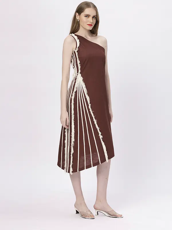 Mocha Linen Dress: Casual sophistication for warm weather days