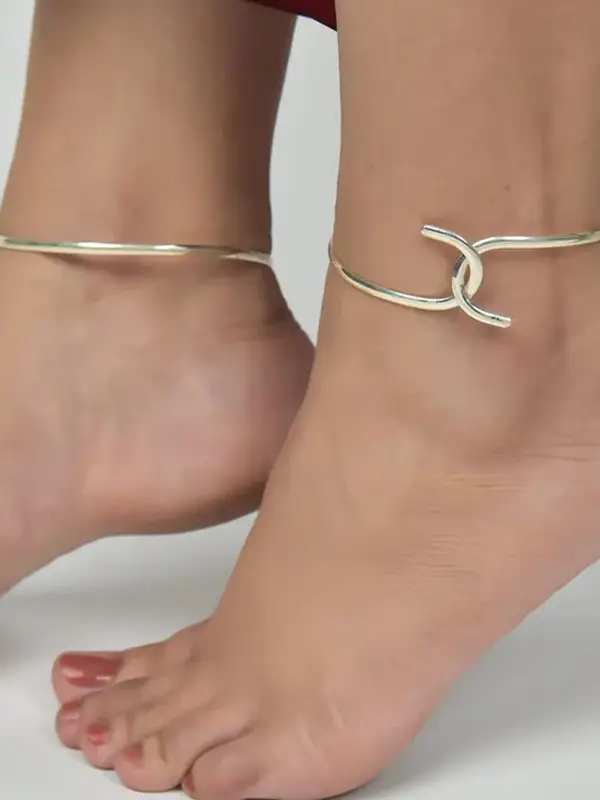 Hold Me Anklet for women