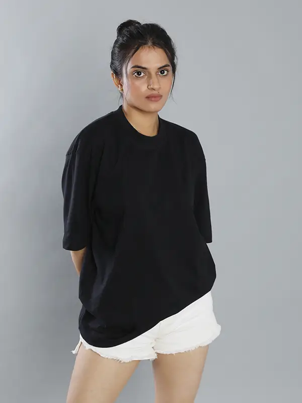 Classic oversized black plain T-shirt