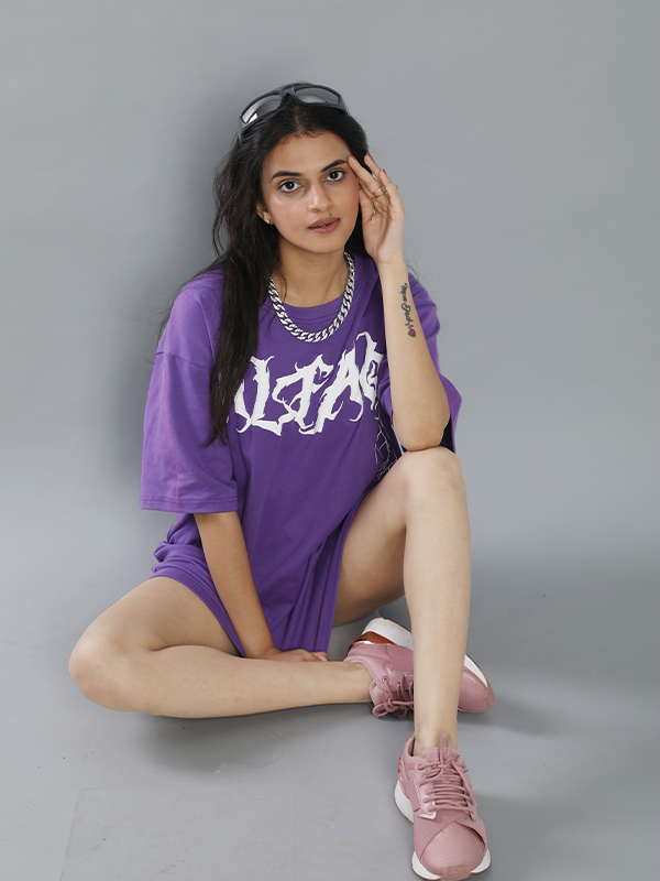 Purple oversized women's tee