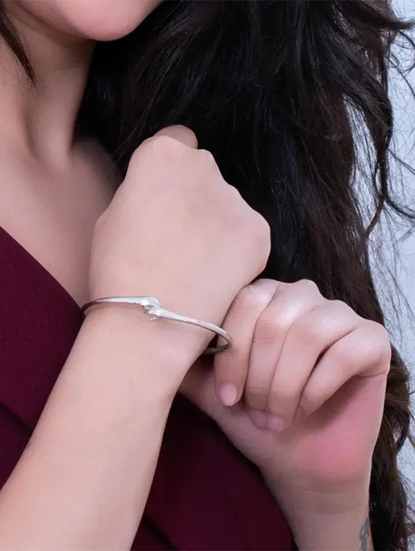 Silver Hug Me Bracelet