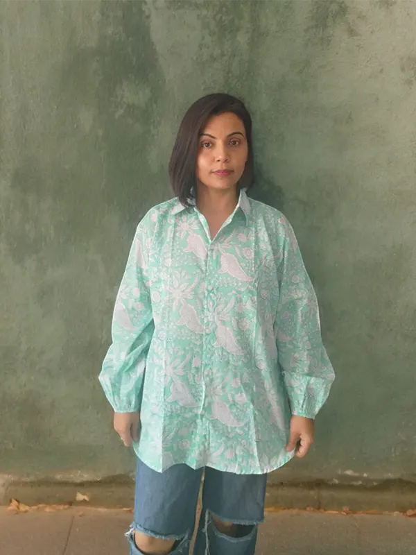 Oversized Handblock Green Shirt