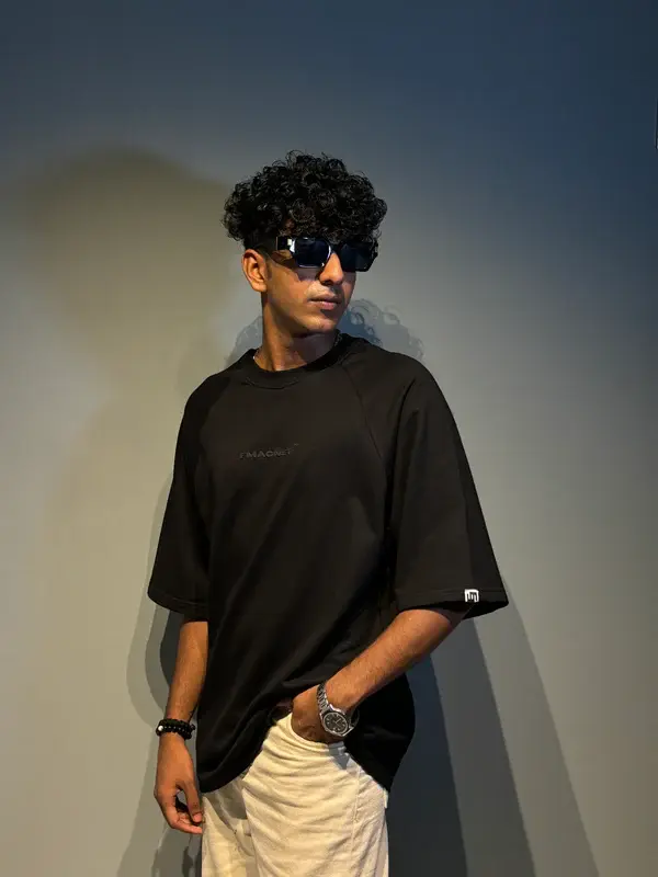 The Black Essential Heavyweight Oversized T-Shirt