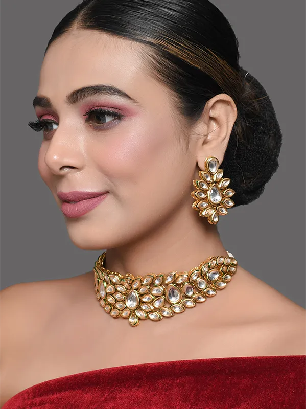 Gold tone kundan Necklace and Earrings