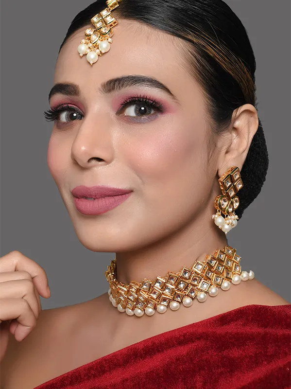 Pearl Studded Choker Necklace With Earrings & Maang Tikka