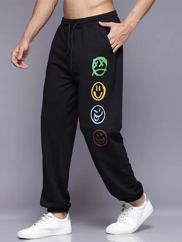 black color joggers for mens