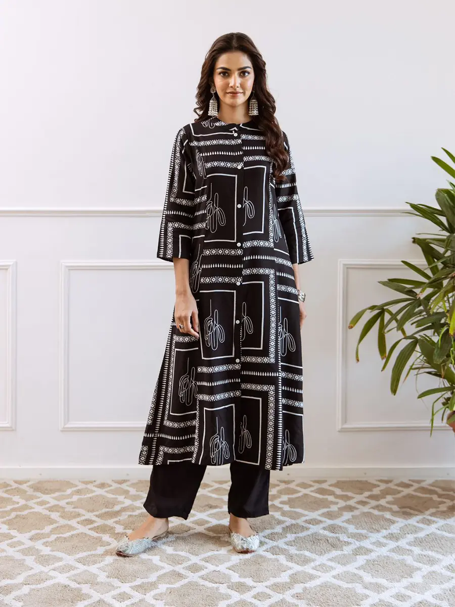 black base color and white Printed Kurta Set