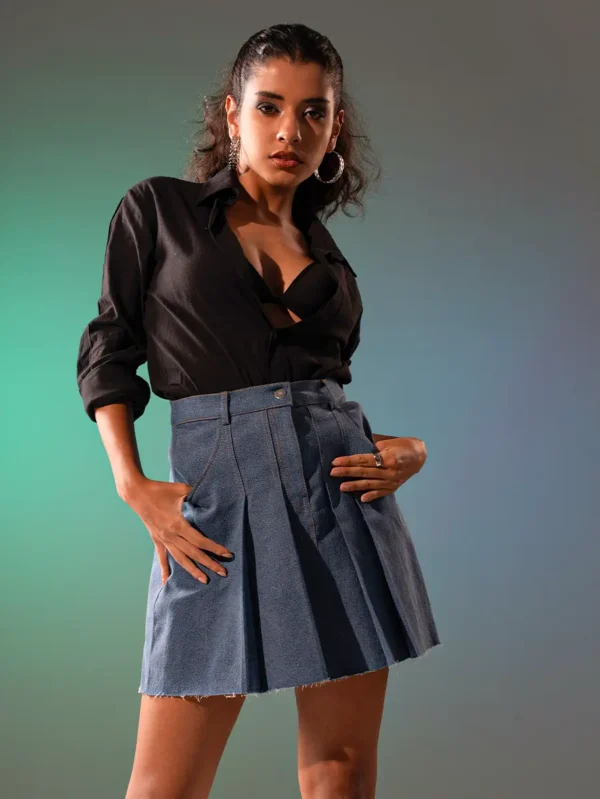 Stylish denim skirts for women 